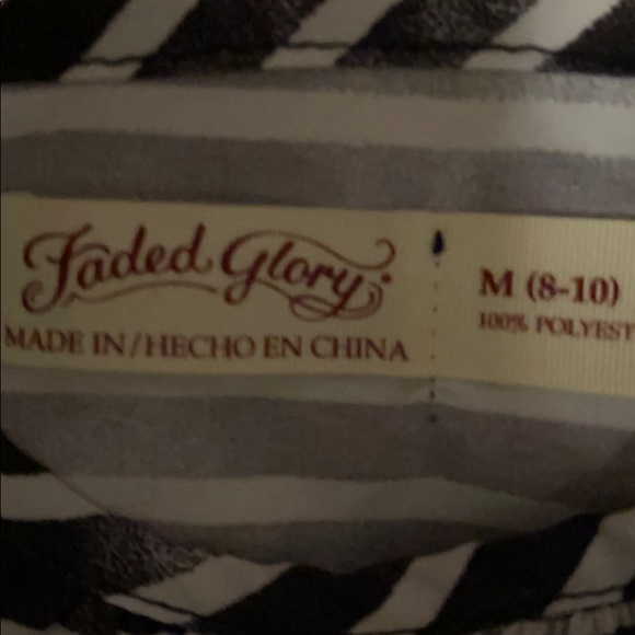 7 Summer sleeveless blouses - Picture 9 of 13